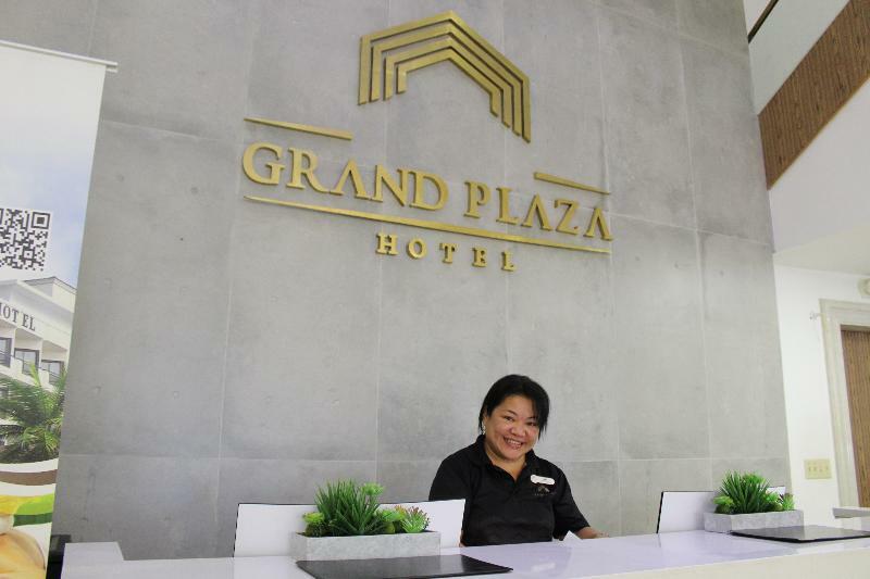 Grand Plaza Hotel Tumon Exterior foto